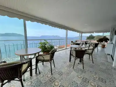 Yali PansİYon - 11