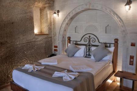 Sarnich Cave Suites - 80