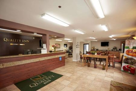 Quality Inn at Fort Gordon - 10