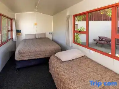 Nelson City Top 10 Holiday Park - 57