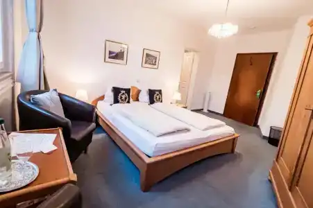 zum Goldenen Löwen - 27