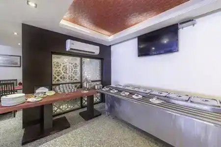 Raya Inn - 14