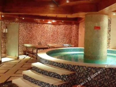 Dynasty International - 12