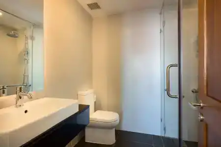 Maple & Apartment - 10