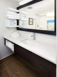 Hampton Inn Orlando Near Universal Blv/International Dr - 54
