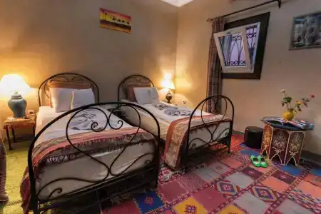 Riad Losra - 53