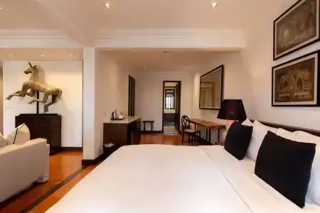 The Bridge An Eclectic Luxotel - 38