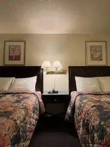 Columbus Motor Inn - 25
