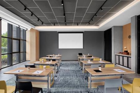 Moxy Shanghai Hongqiao Cbd - 15