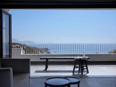 Lithos - 36