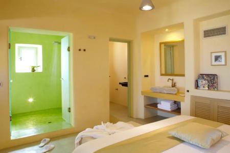 Voreina Gallery Suites - 5