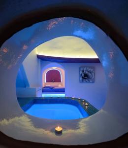 Abyssanto Suites and Spa - 123