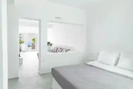 Phaos Santorini Suites - 99
