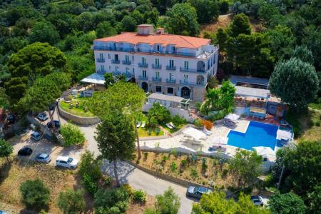 Garden Riviera - 26