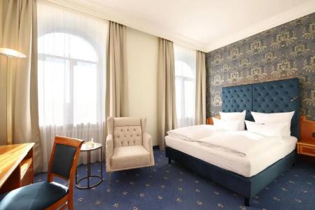 Bayerischer Hof Dresden - 63