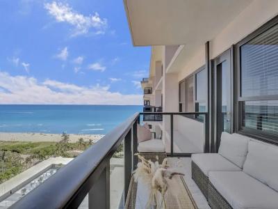 The Alexander All Suites - 281