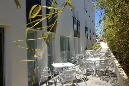 b&b hôTel Cannes La Bocca Plage - 18