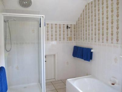 Riverfront & Villas - 7