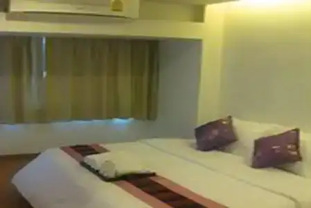 Nantra Silom - 5