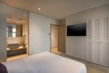Trianon Luxury  & Suites - 30