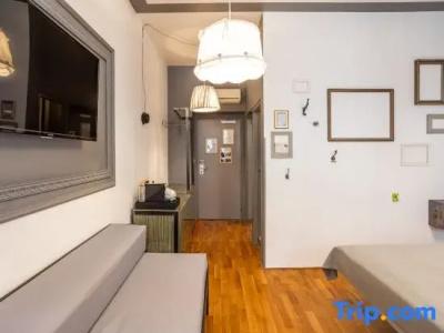 Sophie's Hostel - 98