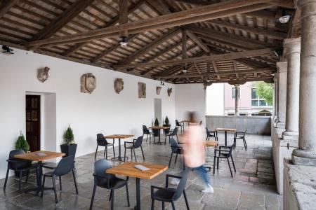 La Loggia Diffused - 16