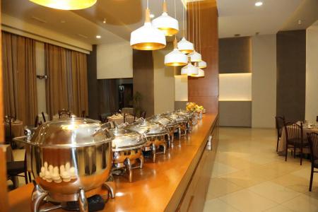 Golden Palace - 25