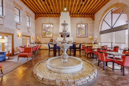 Comfort Suites At Sabino Canyon - 26