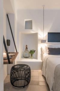 Porto Fira Suites - 39