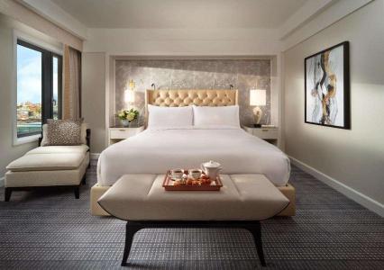 Mandarin Oriental Boston - 32