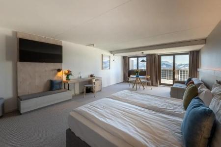 Victoria & Residence - 109