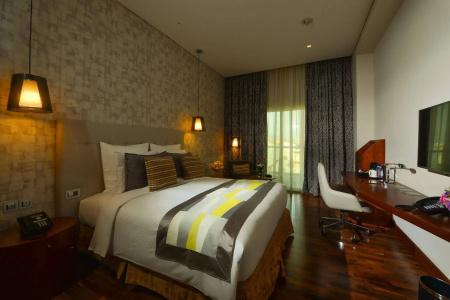 The Avenue - 45