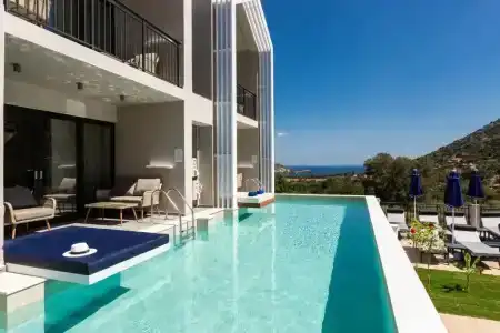 T Premium Suites - 37
