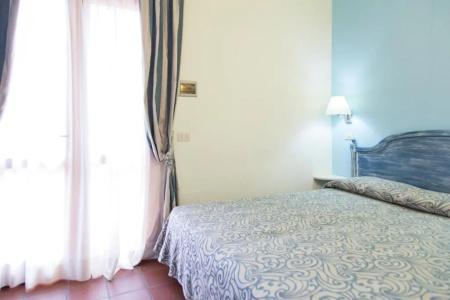 Blu Laconia Village - 36