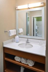 SpringHill Suites by Marriott Charleston Riverview - 5