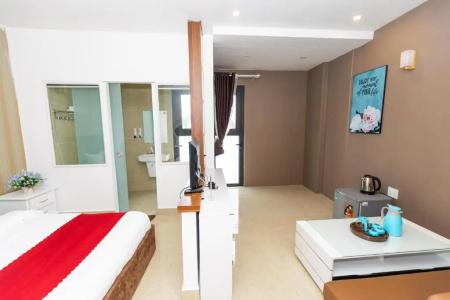 Ngan Pho Studio & - 124
