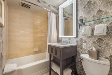 Omni Shoreham - 127