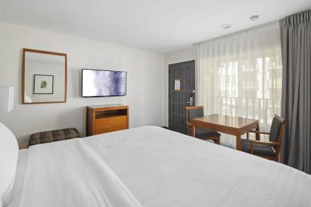 Vagabond Inn - 23