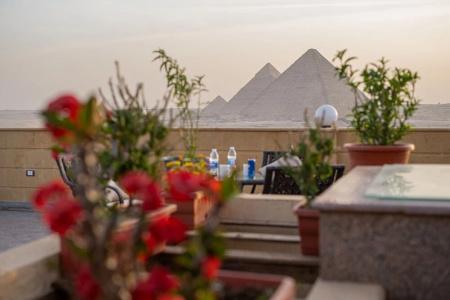 Gardenia Pyramids view inn - 13