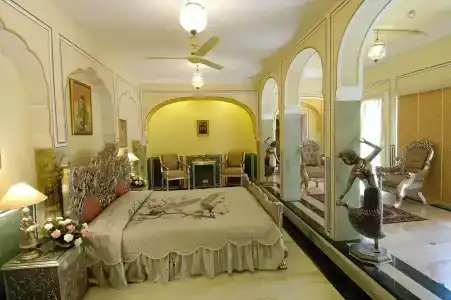 The Raj Palace (Small Luxurys of the World) - 99