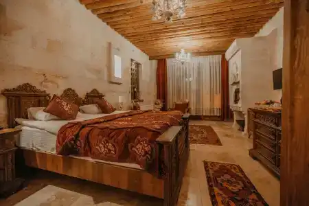 Serenus Cave Suites - 23