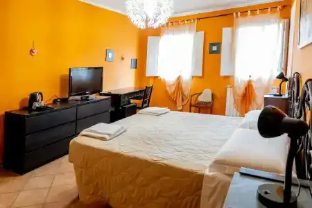 Emerald Palace Hostel - 74