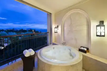 Crowne Plaza Resort Sanya Bay, An Ihg - 79