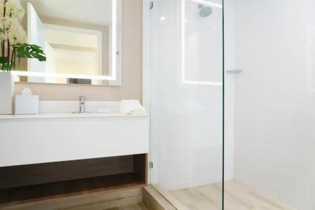 The Altair Bay Harbor - 45