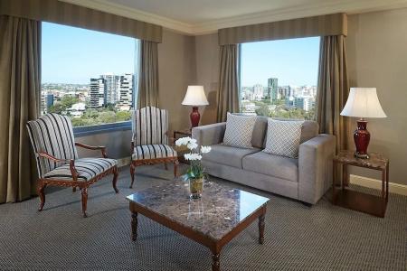 Stamford Plaza - 109
