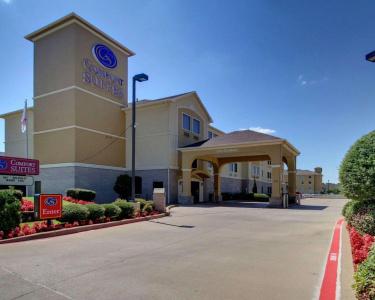 Comfort Suites South - 50
