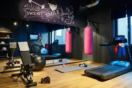 Moxy Paris Charles de Gaulle Airport - 16