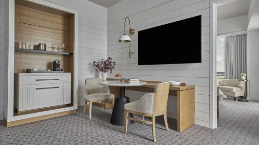 Four Seasons New Orleans - 12