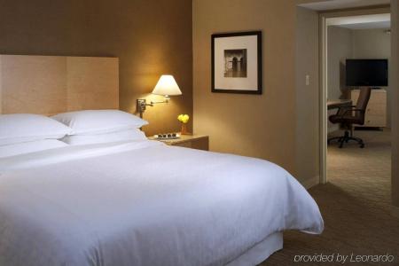 Sheraton Tucson & Suites - 38