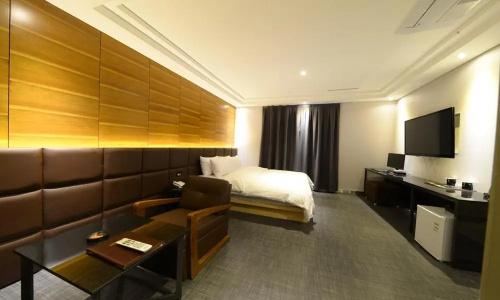 Life Style s - 11